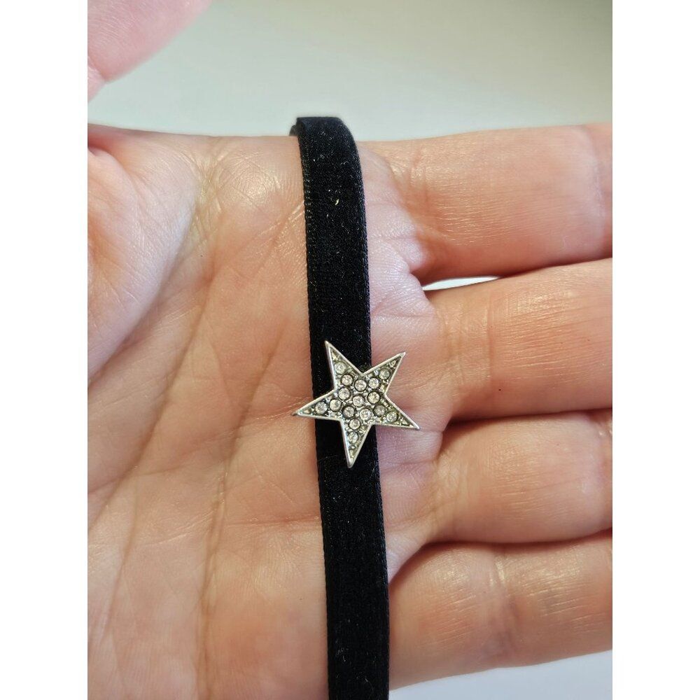 Silver tone star rhinestone choker 12-15" black
